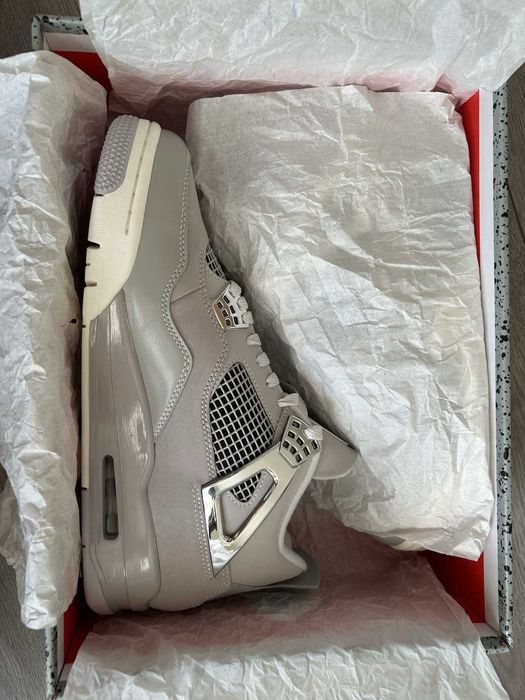 #DOAR 349,99# Nike Air Jordan 4 Forzen Moments Editie Limitata