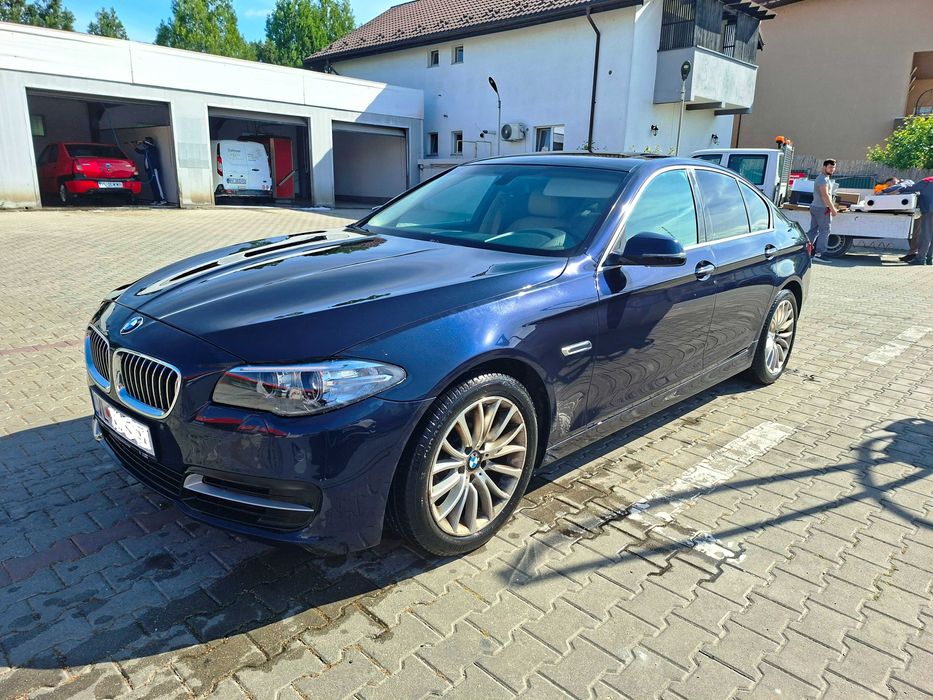 BMW 5 Series 2015 — imagine 9