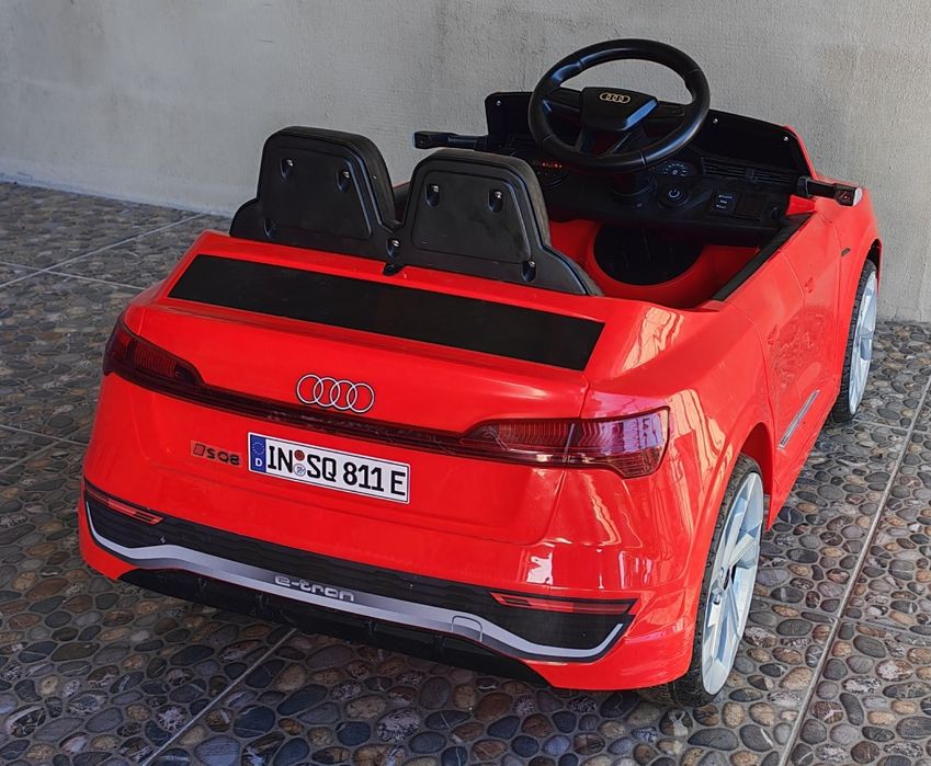 Masinuta electrica copii Audi SQ8