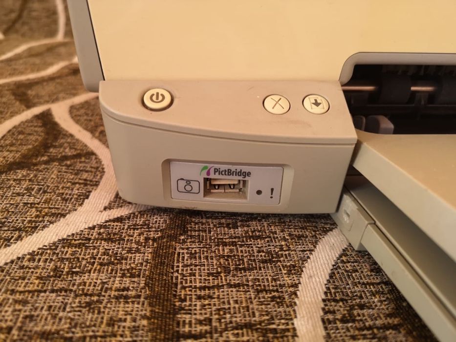 Продам цветной принтер HP Deskjet 5443.