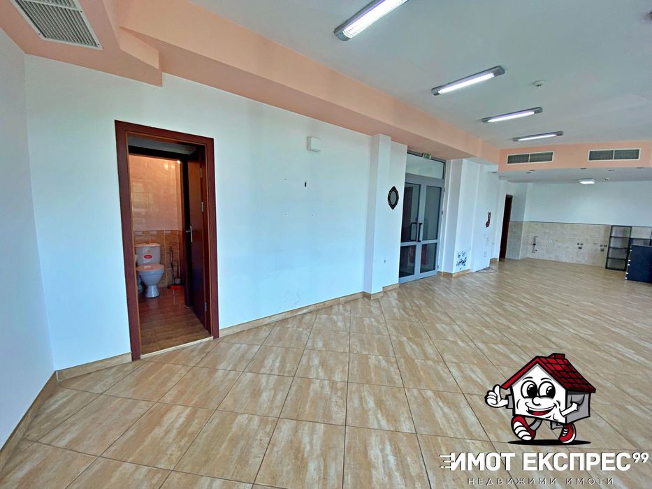 Помещение ново строителство, за офис, заведение, кантора, Супер Център