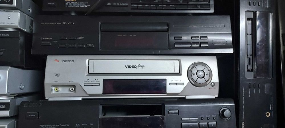 lot electronice defecte de reparat sau pentru piese