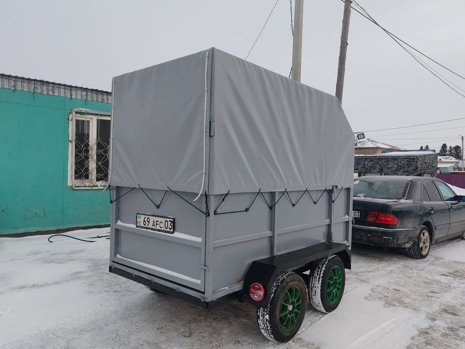 Продам прицеп коневоз