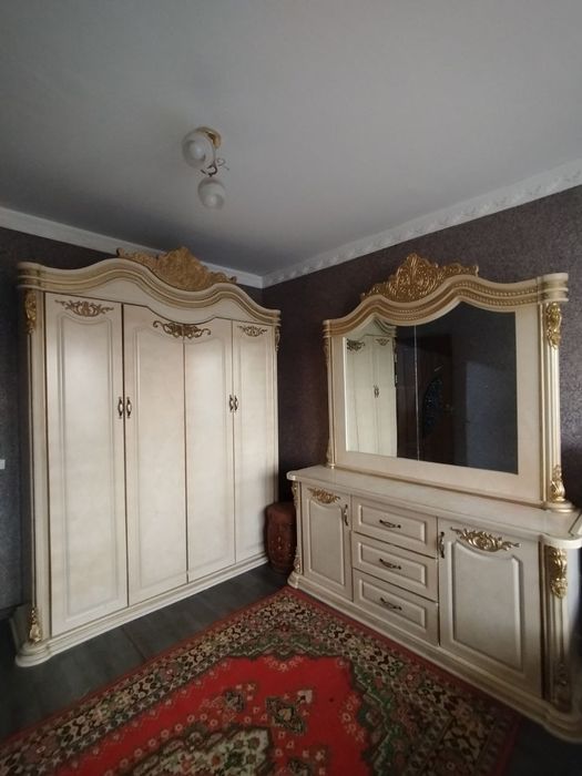 Ijaraga kvartira beriladi Sagdiyana met kollej 2 xona 4 etaj
