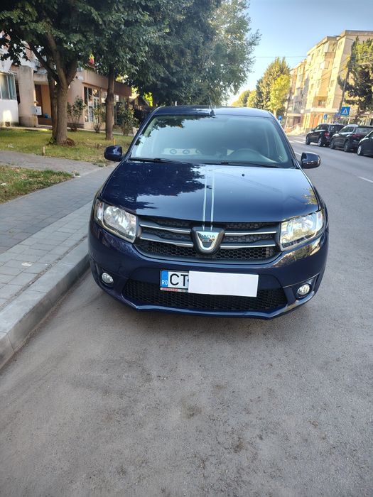 Vând Dacia Logan 2