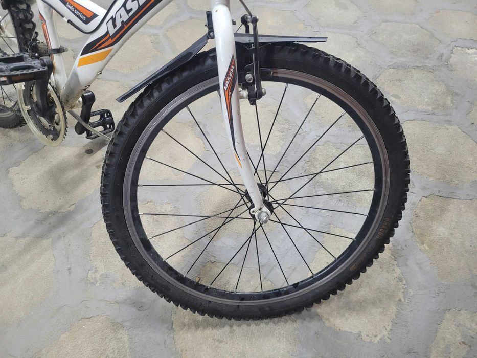 Продавам детско колело