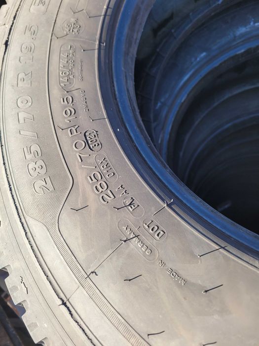 Roti jante anvelope 285/70R19.5