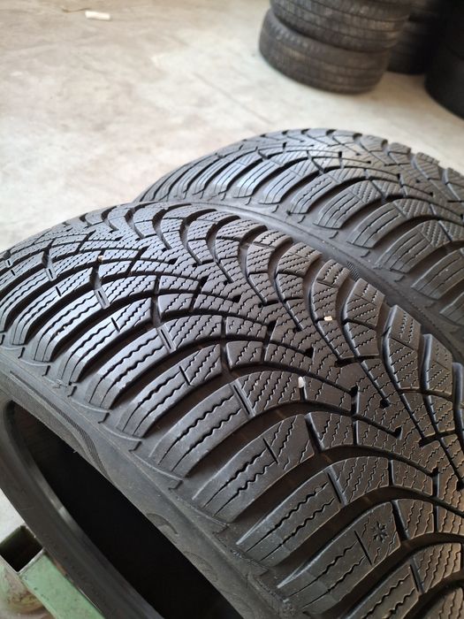 2 Anvelopele de iarnă 205 55 r16 Goodyear