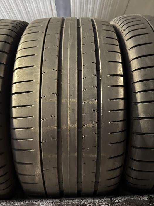 Anvelope 255/35/19 Pirelli