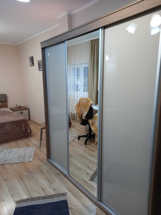 Garsonieră dublă de închiriat - Univ. Ovidius (bd. Mamaia)