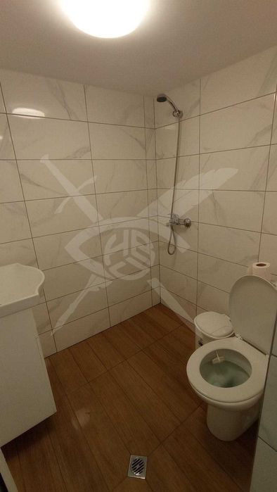 Дава се под наем Етаж от къща в Варна, Колхозен пазар - 60 кв.м за 475 € - Снимка #4