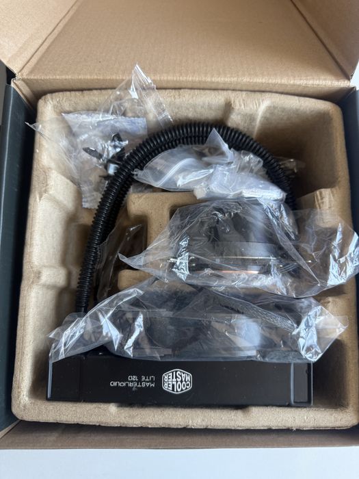 Водно охлаждане Cooler Master master liquid lite 120