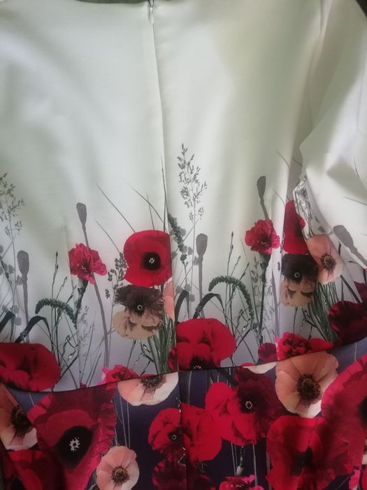 Rochie cu maci mărimea 38-40