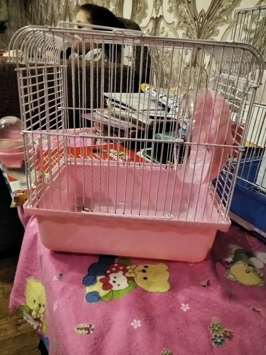 Продам клетки для хомяков