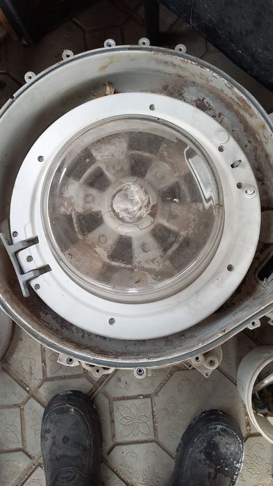 Продам двери стиральных машин