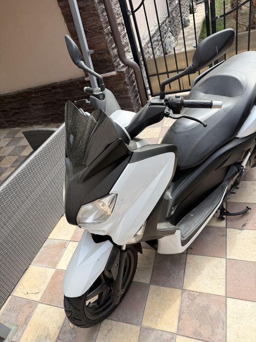 Vand scuter yamaha