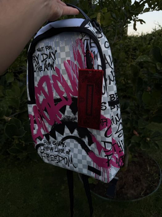 Ghiozdan Sprayground Nou