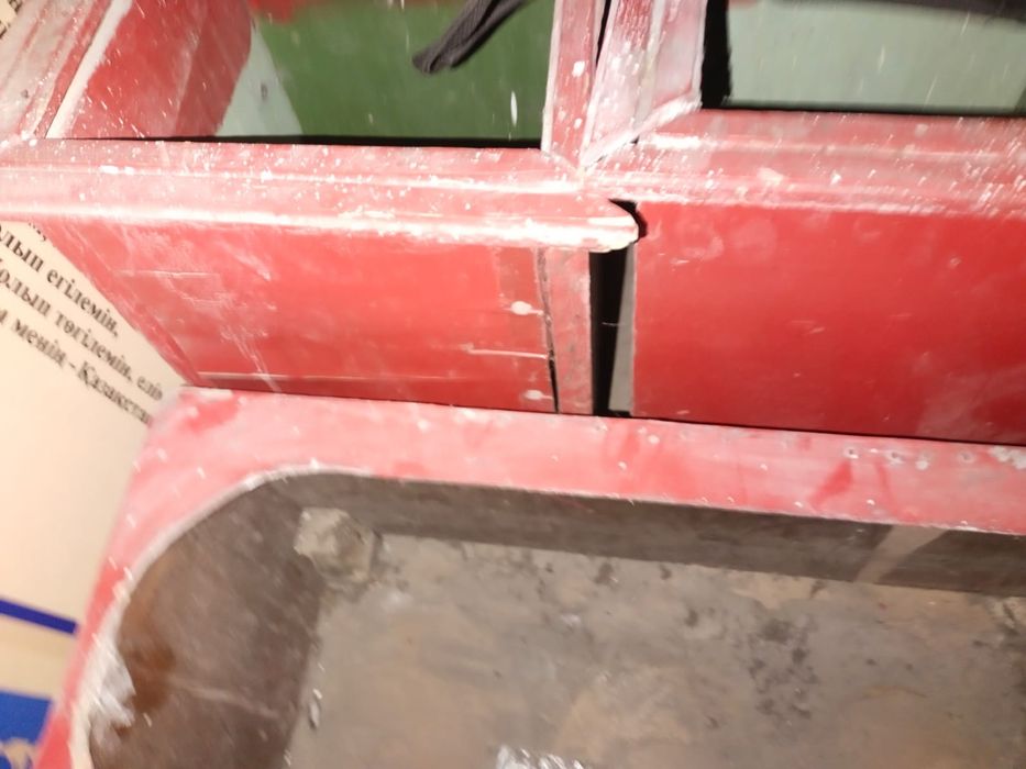 Продам ящики для огнетушителей.