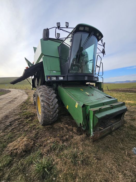 Dezmembrez john deere 2258