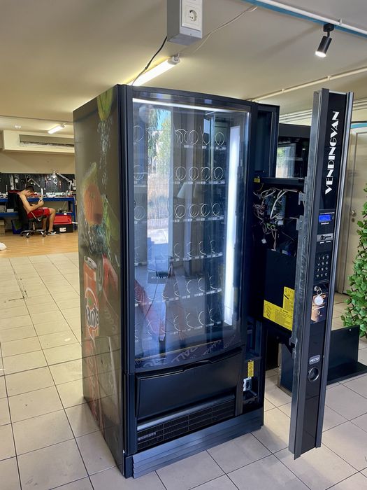 Zanussi Sfera/Вендинг автомат /Зануси Сфера/Хладилен автомат/Гаранция.