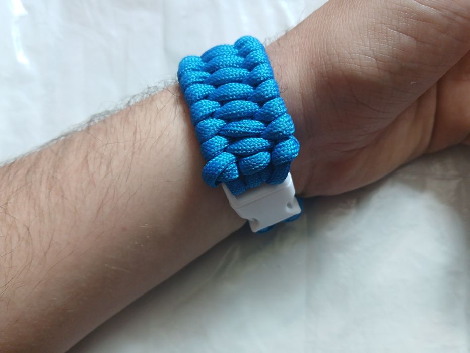 Браслеты из паракорда