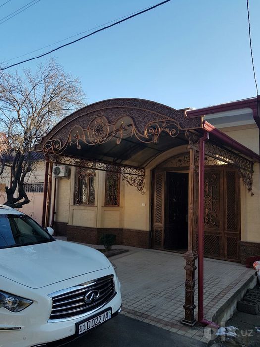Навес из лексан и профнастила
