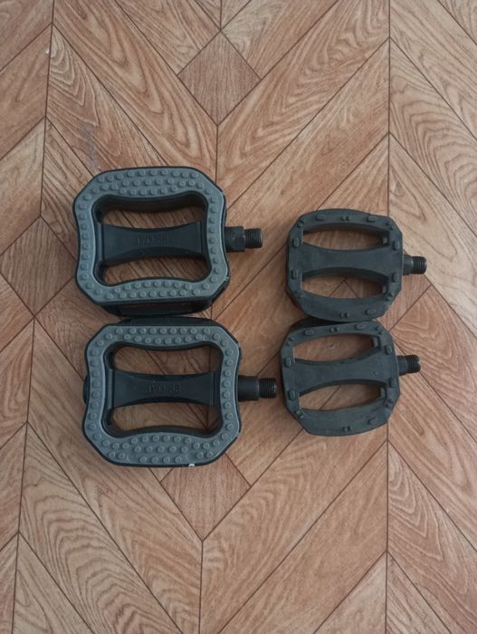 Педали на велосипед