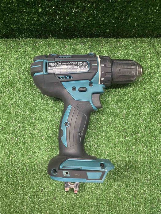 Чисто нов винтоверт на Makita DDF482 (2022 година)