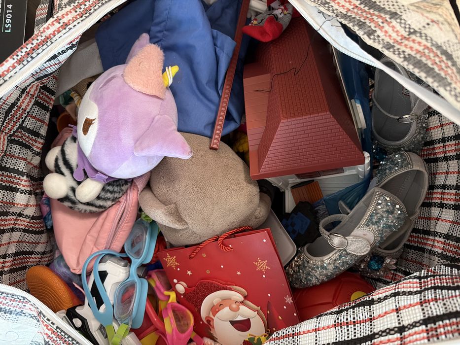 Б/у игрушки для девочек, чуть чуть для мальчиков