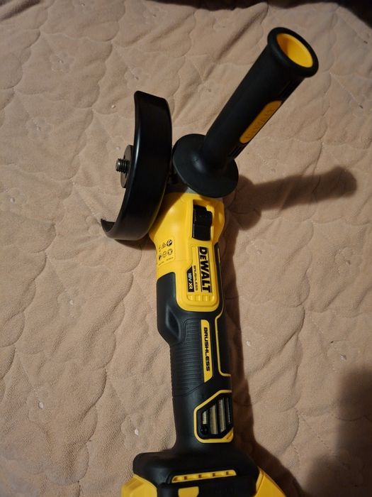 Filetantă si flex dewalt