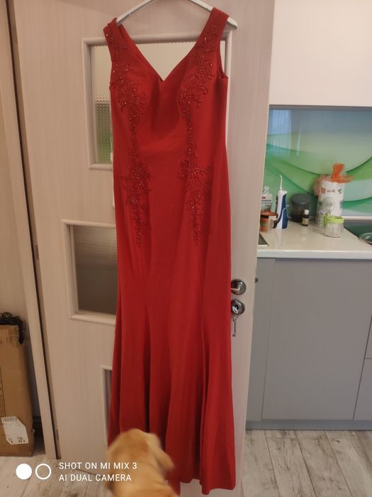 Дамска официална рокля