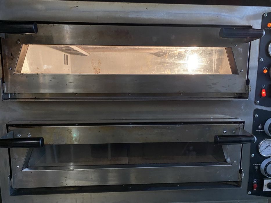 Професионална Електрическа фурна за пица - 4+4x Ø35cm - до 450°C