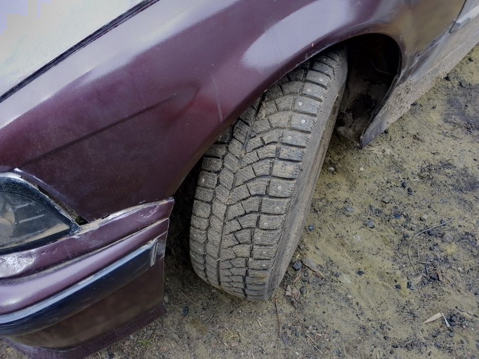 Продам Бмв 318  требуется замена двигателя стоит м40