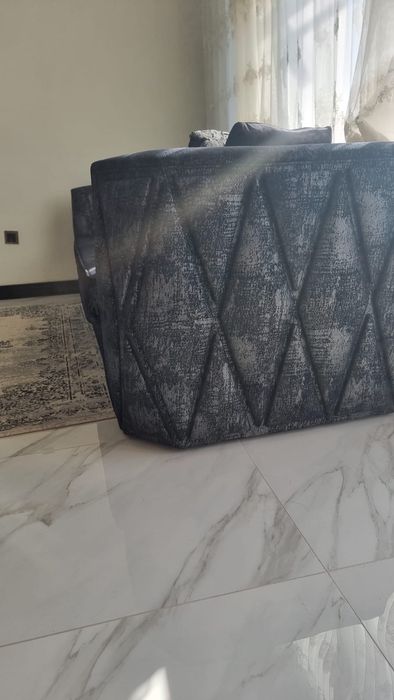 Диван внесен от Турция