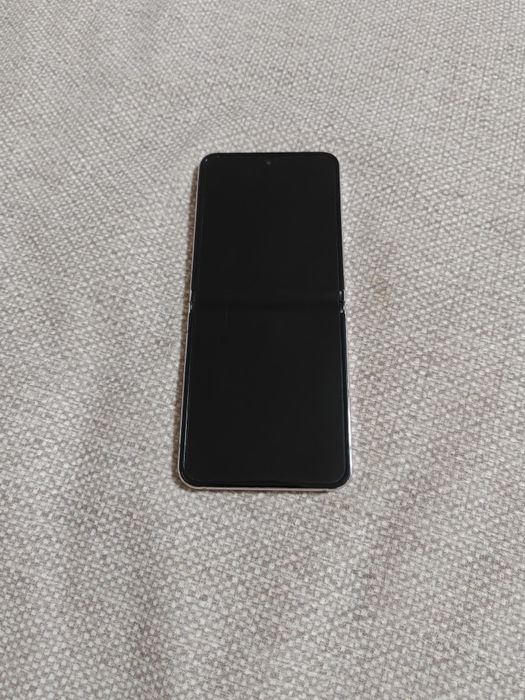 Samsung Galaxy Z Flip 5