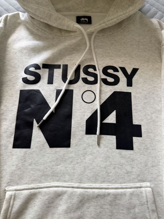 Hanorac stussy.