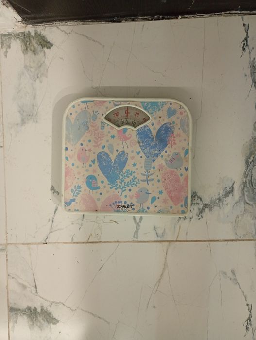 Продам весы напольные