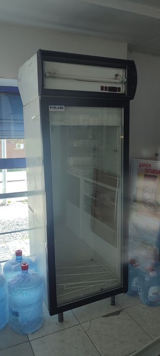 Витринные холодильники, шкаф