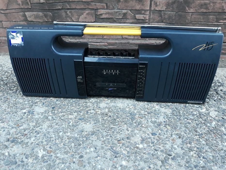 Radio casetofon JVC