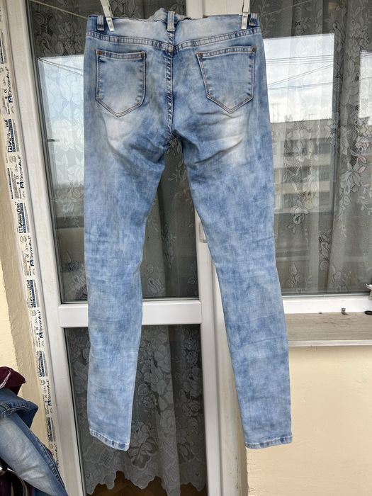 Дамски дънки по 3€ Всички дънки 12€
