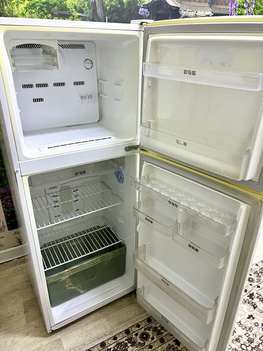 Продам Стиральную с Холодильником