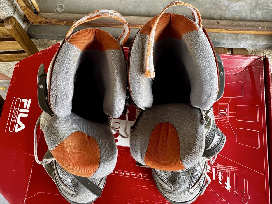 Vând role Fila și echipament de protecție