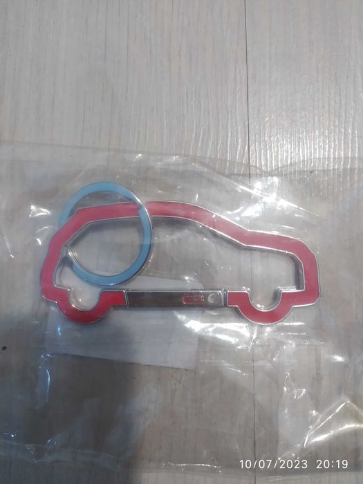 Колекционерски колички, монети и ключодържатели Citroen