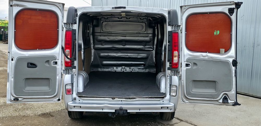 Renault Trafic // Opel Vivaro 2.0 diesel 2012 L2H1 Modelul lung