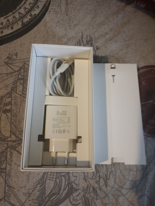 Huawei pura 70 white