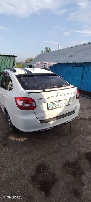 Лада гранта лифтбэк 2015года
