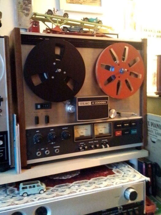 Magnetofon Teac A 2300 SX