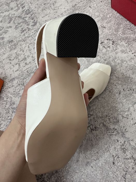 Летняя обувь новая