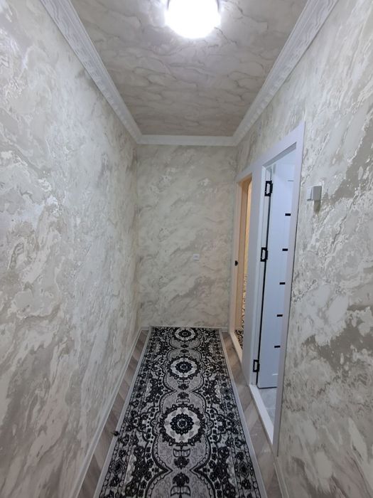 Фрунзенский масивда 2 хонали квартира сотилади