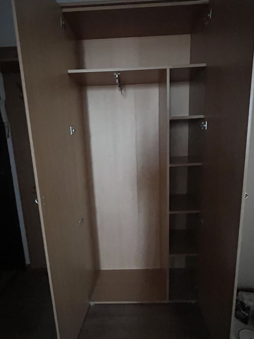 продам шкаф в прихожую